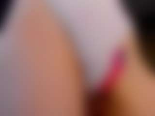 Live cam show with Emily - Public on sexylive.show