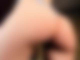 Live cam show with Emily - Solo on Camsoda
