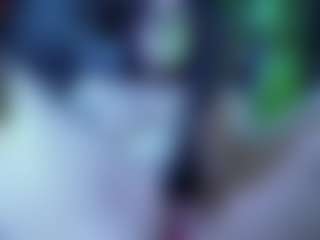 Live cam show with Kim Lennox - Goth on fapnchat