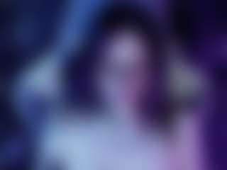 Live cam show with Kim Lennox - Strip on SpankPalCams