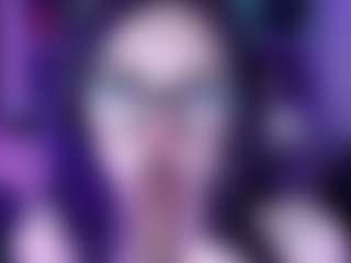 Kim Lennox's Live Sex Cam Show