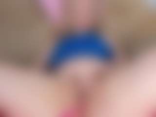 Live cam show with BurnTheWitch - Blue Eyes on Camiplay Live