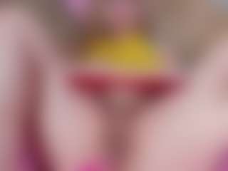 Live cam show with BurnTheWitch - Hairy Pussy MILF on Uber Horny