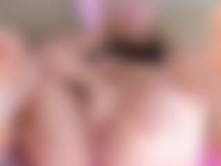 Live cam show with BurnTheWitch - Big Ass MILF on Streamer API