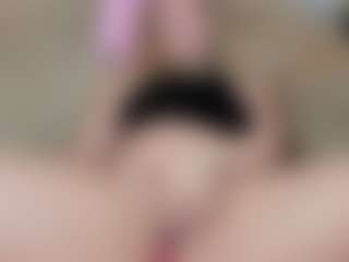 Live cam show with BurnTheWitch - Blue Eyes on live.xheat.ai