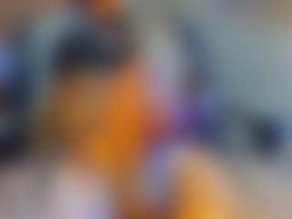 Live cam show with BombomGill - Brown Eyes on livesuperchat.net