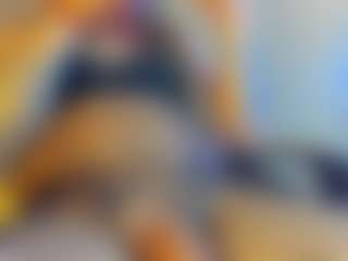 Live cam show with BombomGill - Chubby on Gym Cam Girls