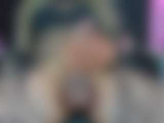 Live cam show with BombomGill - White on Camsoda | colombia