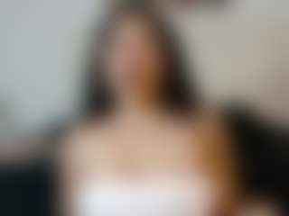 Live cam show with rouse-sexy-hotxx77 - Smoking on Gym Cam Girls