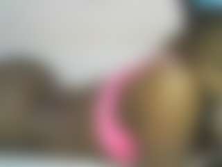 Show en direct avec DOTTY-LEILA - Thong sur Camsoda