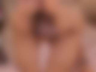 LorenMoreno's Live Sex Cam Show