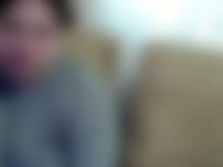 Live cam show with OlyaFire - Shaved Pussy on 1on1-livenow