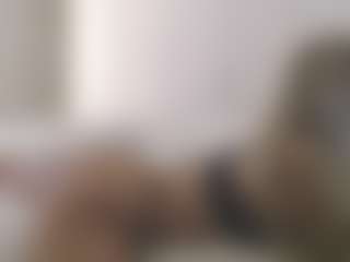 Live cam show with XoxP0ck3tR0cketxoX - Longlegs on hotwifechat.live