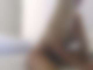 XoxP0ck3tR0cketxoX's Live Sex Cam Show