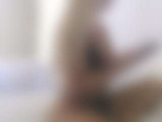 XoxP0ck3tR0cketxoX's Live Sex Cam Show