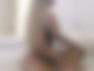 XoxP0ck3tR0cketxoX's Live Sex Cam Show