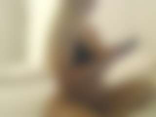 XoxP0ck3tR0cketxoX's Live Sex Cam Show