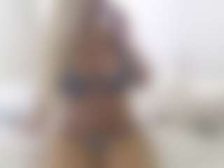 XoxP0ck3tR0cketxoX's Live Sex Cam Show
