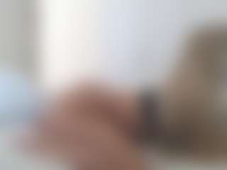 XoxP0ck3tR0cketxoX's Live Sex Cam Show