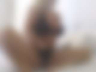 XoxP0ck3tR0cketxoX's Live Sex Cam Show