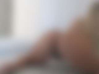 XoxP0ck3tR0cketxoX's Live Sex Cam Show