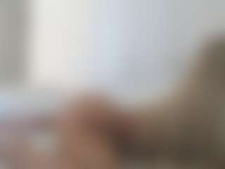 XoxP0ck3tR0cketxoX's Live Sex Cam Show