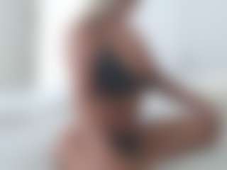 XoxP0ck3tR0cketxoX's Live Sex Cam Show