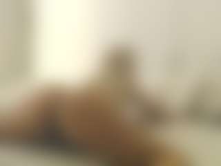 Live cam show with XoxP0ck3tR0cketxoX - BBW on crypto-cams