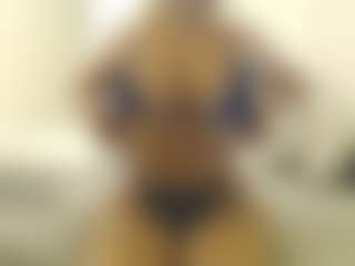 XoxP0ck3tR0cketxoX's Live Sex Cam Show