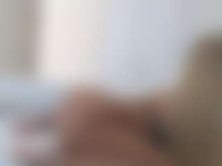 XoxP0ck3tR0cketxoX's Live Sex Cam Show