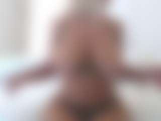 XoxP0ck3tR0cketxoX's Live Sex Cam Show