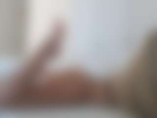 XoxP0ck3tR0cketxoX's Live Sex Cam Show
