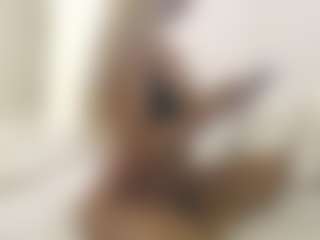 XoxP0ck3tR0cketxoX's Live Sex Cam Show