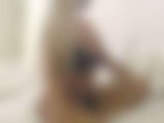 XoxP0ck3tR0cketxoX's Live Sex Cam Show