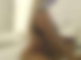 XoxP0ck3tR0cketxoX's Live Sex Cam Show