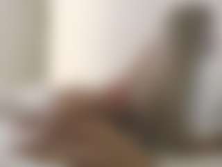 XoxP0ck3tR0cketxoX's Live Sex Cam Show