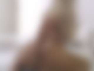 XoxP0ck3tR0cketxoX's Live Sex Cam Show