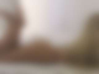 XoxP0ck3tR0cketxoX's Live Sex Cam Show