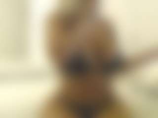 XoxP0ck3tR0cketxoX's Live Sex Cam Show
