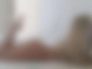 XoxP0ck3tR0cketxoX's Live Sex Cam Show