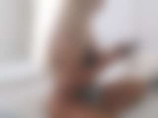 XoxP0ck3tR0cketxoX's Live Sex Cam Show