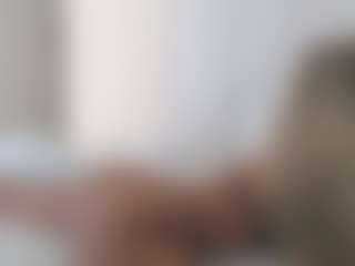 XoxP0ck3tR0cketxoX's Live Sex Cam Show