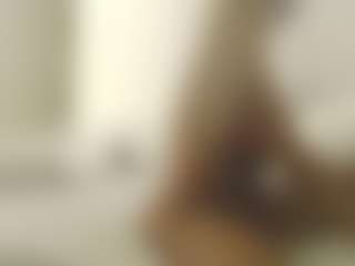 Live cam show with XoxP0ck3tR0cketxoX - American Petite on CamwithHer