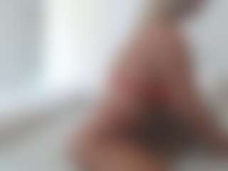 XoxP0ck3tR0cketxoX's Live Sex Cam Show