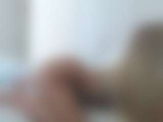 XoxP0ck3tR0cketxoX's Live Sex Cam Show