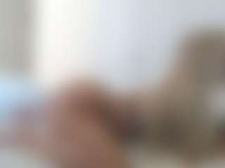 XoxP0ck3tR0cketxoX's Live Sex Cam Show