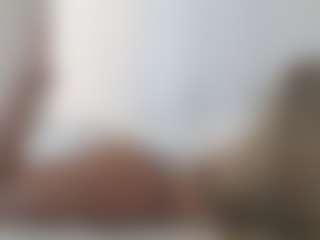 XoxP0ck3tR0cketxoX's Live Sex Cam Show