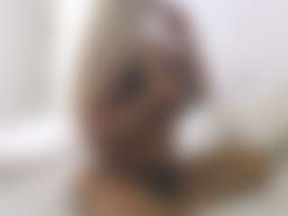 XoxP0ck3tR0cketxoX's Live Sex Cam Show