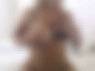 XoxP0ck3tR0cketxoX's Live Sex Cam Show