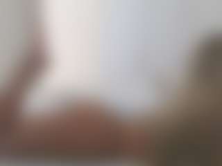 XoxP0ck3tR0cketxoX's Live Sex Cam Show